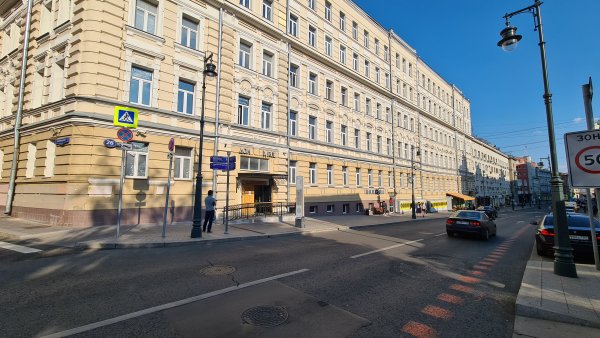 Если Вы хотите сдать апартаменты в ЖК комплекс апартаментов La Rue (Петровка 26), то позвоните Виктору 8 (926) 229-66-22 прямо сейчас!